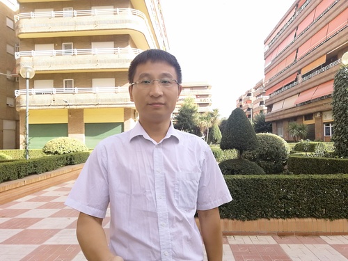 刘明贤纳米生物材料实验室